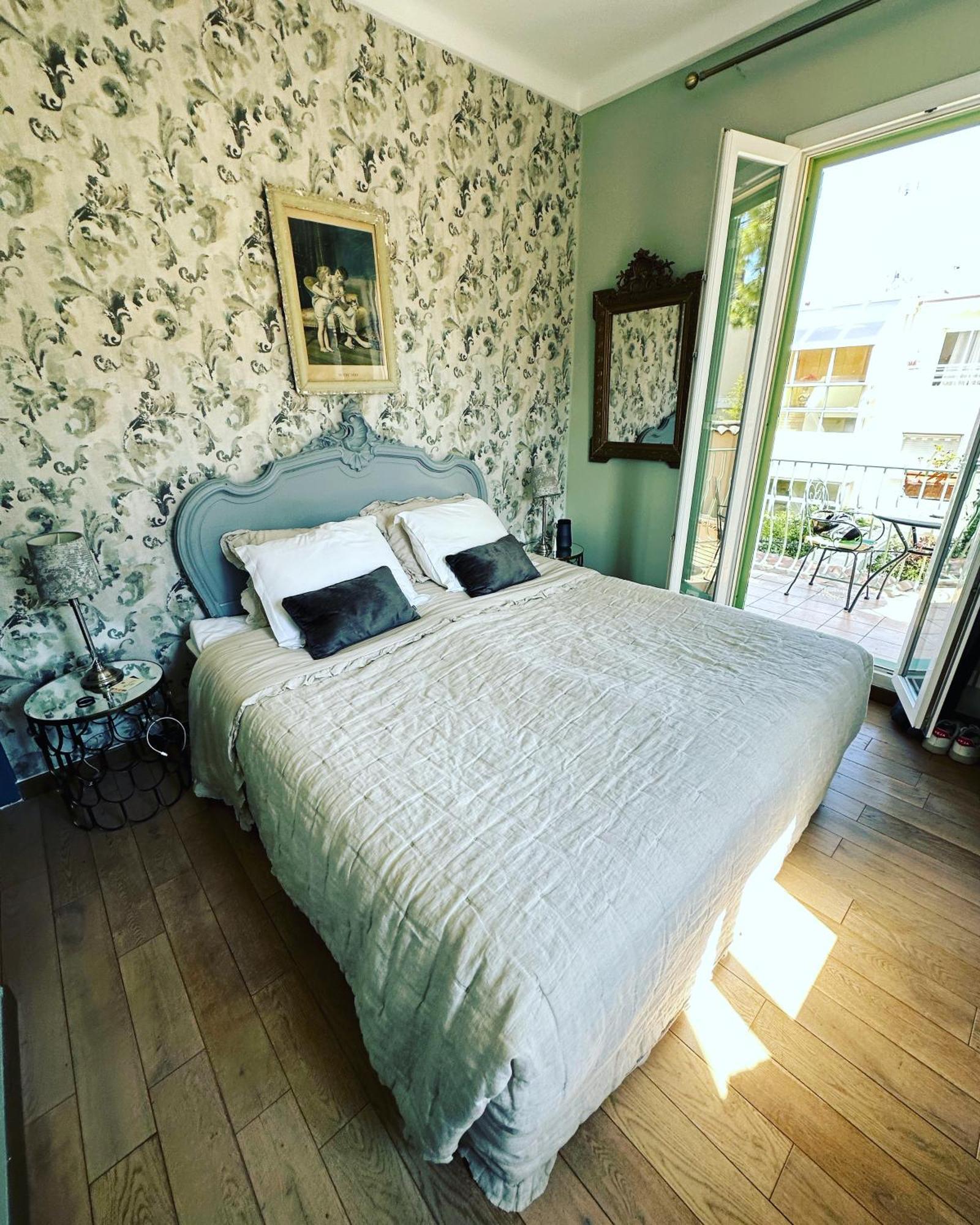 Hotel Le Ponteil Антиб Екстериор снимка