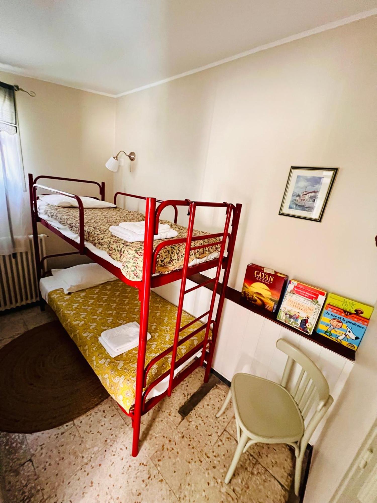 Hotel Le Ponteil Антиб Екстериор снимка