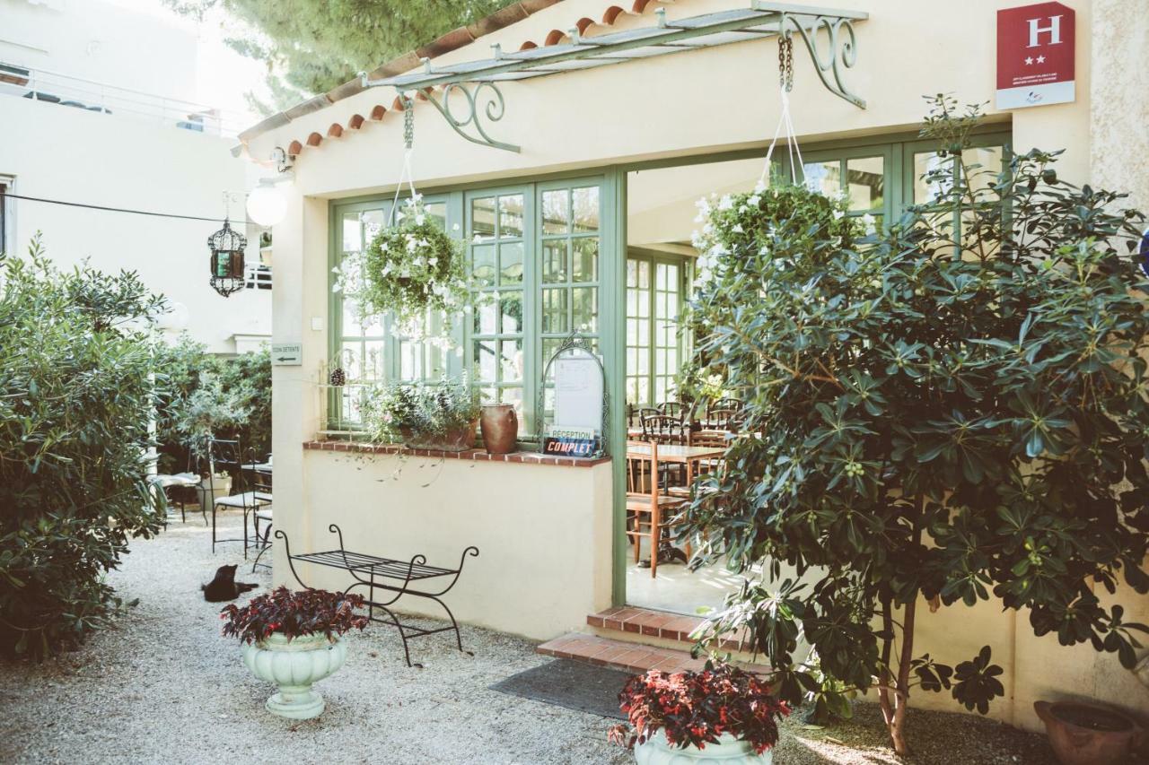 Hotel Le Ponteil Антиб Екстериор снимка